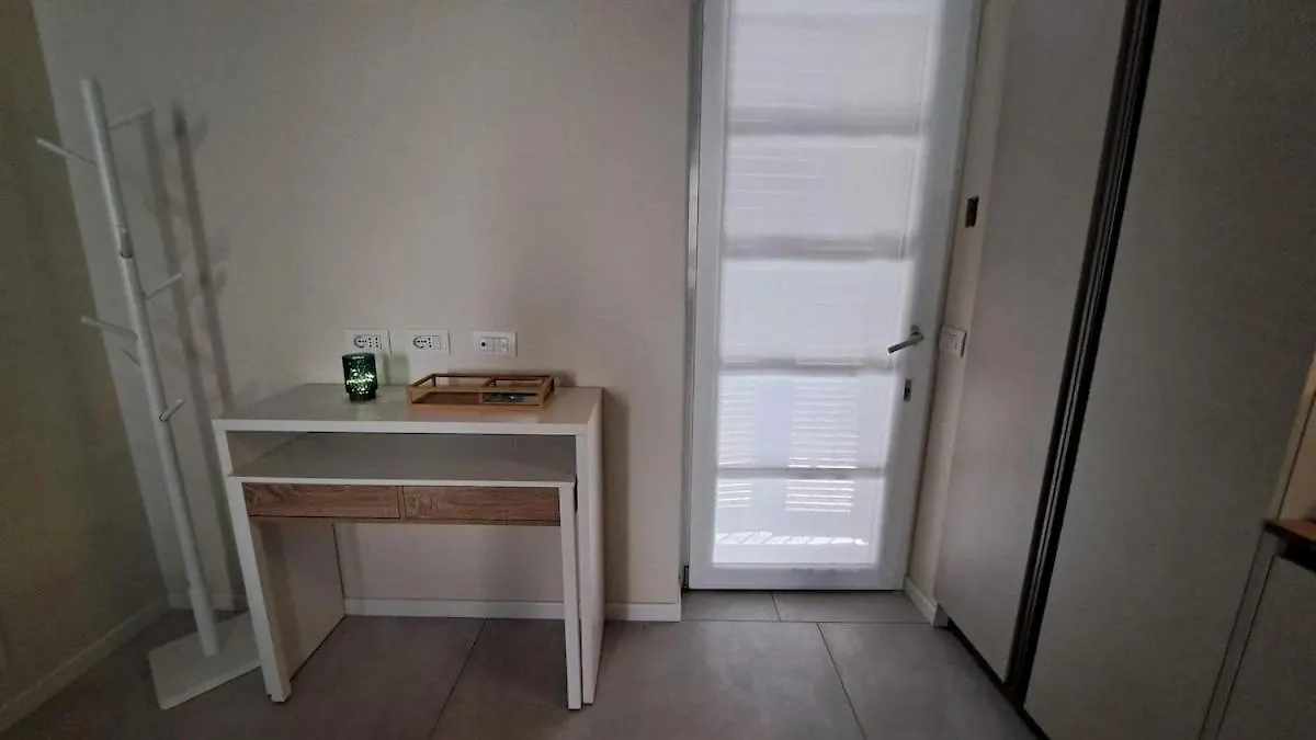Verdelago Como Apartment
